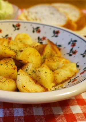 簡単☆じゃが芋のハーブ焼き-レシピのメイン写真