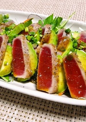 アボカドとマグロのたたきサラダ特製ドレ-レシピのメイン写真