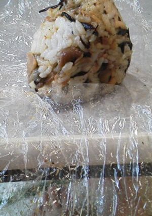 おかわり必至 茸とヒジキとツナの混ぜご飯-レシピのメイン写真