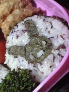 簡単☆うさぎさんおにぎり〈キャラ弁〉-レシピのメイン写真