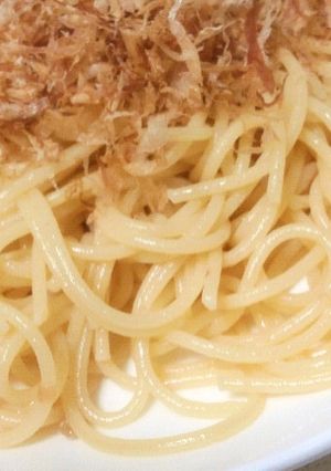 さっぱり梅＆鰹節の和風パスタ-レシピのメイン写真