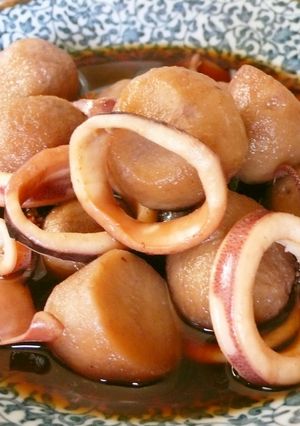 ☆冷凍の里芋で簡単！イカと里芋の煮物-レシピのメイン写真