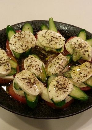 簡単節約！豆腐のかさ増しカプレーゼ風-レシピのメイン写真