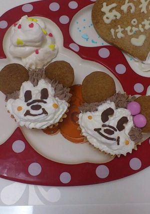 ミッキー＆ミニー　カップケーキ ☆デコ☆-レシピのメイン写真