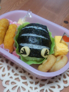 キャラ弁✩簡単✩ダンゴムシさん弁当♪-レシピのメイン写真