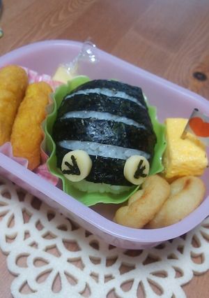 キャラ弁✩簡単✩ダンゴムシさん弁当♪-レシピのメイン写真