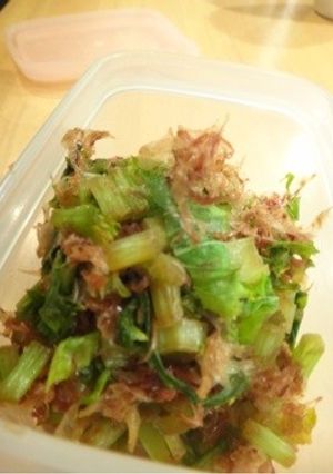 5分で栄養満点！カブの葉の炒め物♪-レシピのメイン写真