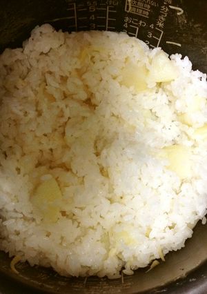 新ジャガと生姜の炊き込み御飯-レシピのメイン写真