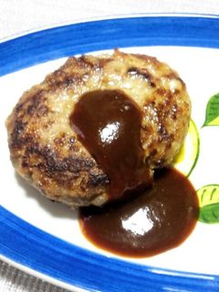 食べてビックリ!ジューシーハンバーグ-レシピのメイン写真