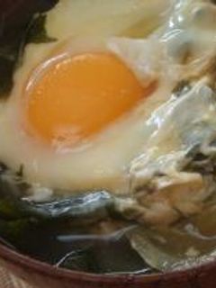 半熟卵が美味しい味噌汁-レシピのメイン写真