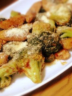 ブロッコリーとウィンナーのケチャップ炒め-レシピのメイン写真