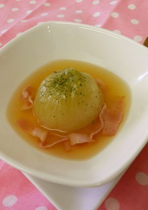 新玉ねぎの丸ごとスープ煮-レシピのメイン写真