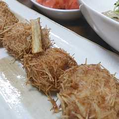 รูปของ カリカリ衣のチキンボール