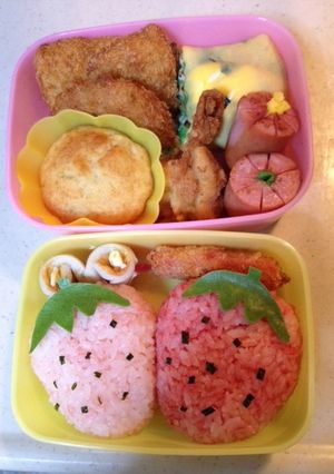 デコふりで可愛いイチゴおにぎりキャラ弁-レシピのメイン写真