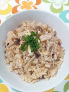 簡単☆しめじ炊き込みご飯-レシピのメイン写真