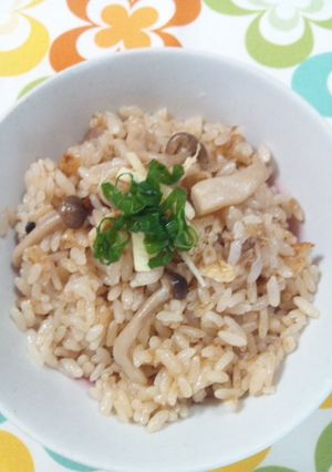 簡単☆しめじ炊き込みご飯-レシピのメイン写真