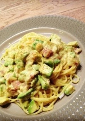 アボカドクリームパスタ♡カレー風味-レシピのメイン写真