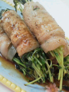 豆苗の豚ロース肉巻き-レシピのメイン写真