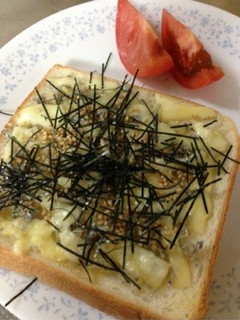 カルシウムたっぷりじゃこチーズトースト-レシピのメイン写真