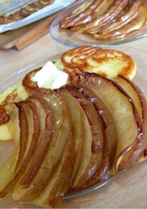 簡単！オーブンで焼き林檎♡パンケーキに♪-レシピのメイン写真