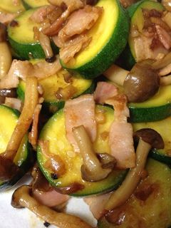 ズッキーニのにんにく醤油炒め-レシピのメイン写真