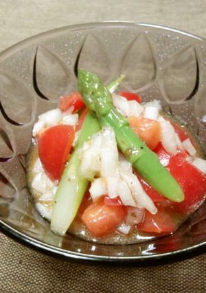 簡単♪アスパラ＆トマトのオニオンサラダ♡-レシピのメイン写真