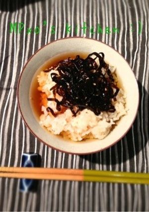 夏バテおかわり!!こんぶ冷ウーロン茶漬け-レシピのメイン写真