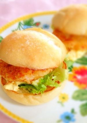 ✾大好きなパン屋さんのエビカツバーガー✾-レシピのメイン写真