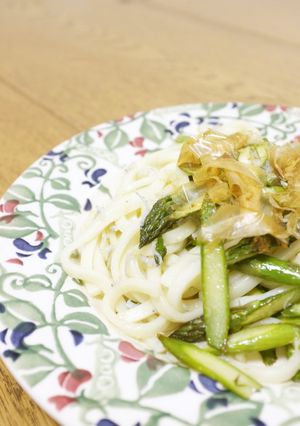 減塩ゆるベジ★アスパラの焼きうどん-レシピのメイン写真