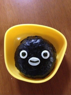簡単過ぎる☆Suicaキャラ弁おにぎり-レシピのメイン写真