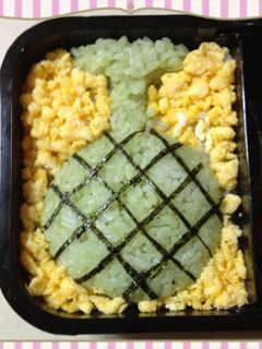 メロンおにぎり★キャラ弁・デコ弁-レシピのメイン写真