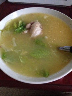 鶏肉とレタスのスープ-レシピのメイン写真