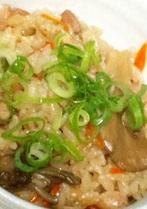 簡単炊き込みご飯-レシピのメイン写真