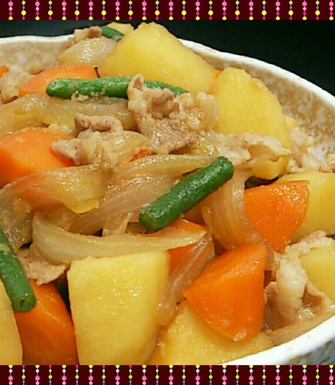 基本の肉じゃが ⇒ 絶品♥大人の肉じゃが by しじみ◎ 【クックパッド