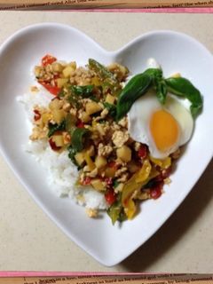 お手軽ガパオライス★タイ風バジル炒めご飯-レシピのメイン写真
