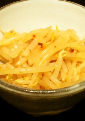 レンジで超簡単！もやしのピリ辛ごま和え-レシピのメイン写真