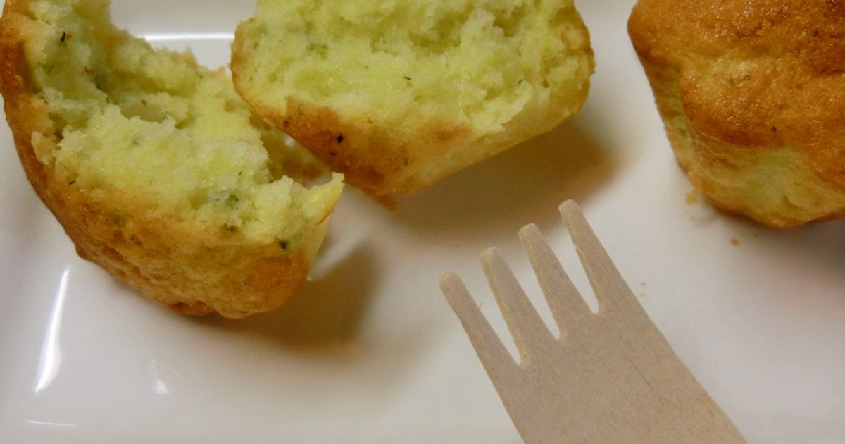 ズッキーニとパイナップルのマフィン by kiwicafe 【クックパッド