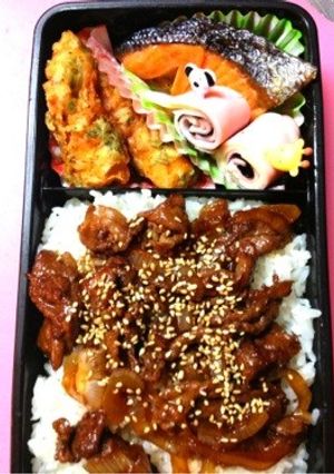 息子のお弁当♬牛丼と竹輪の男弁♬-レシピのメイン写真