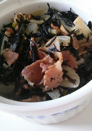 ベーコンとひじきの煮物-レシピのメイン写真