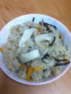 おでんの素で、炊き込みご飯-レシピのメイン写真