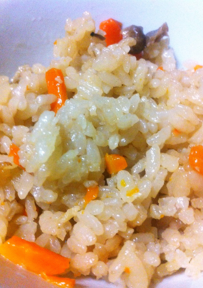 豚肉と人参しめじの中華風炊き込みご飯-レシピのメイン写真