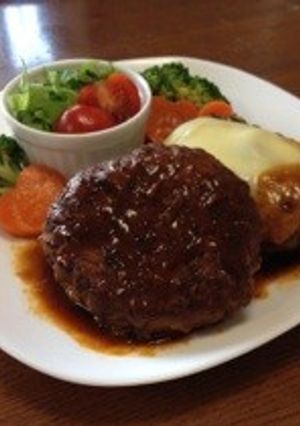 お店の味！簡単！基本のハンバーグ♡-レシピのメイン写真