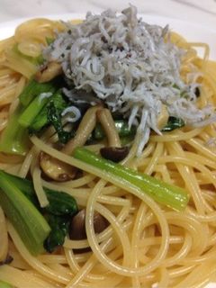 小松菜としめじとちりめんの和風パスタ-レシピのメイン写真