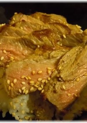 酵母液でマリネ～牛肉ステーキ丼-レシピのメイン写真