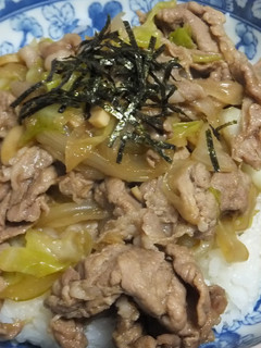 キャベツ・玉ねぎ・キノコ入り豚丼-レシピのメイン写真