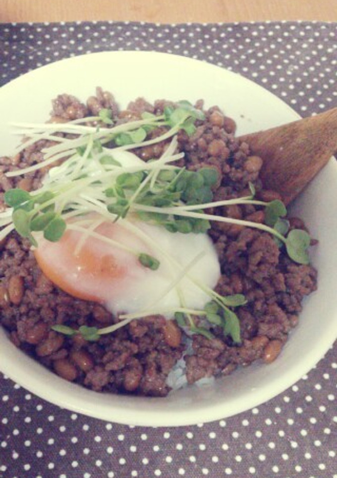 めっちゃ簡単！カフェ風納豆と挽肉炒め丼-レシピのメイン写真
