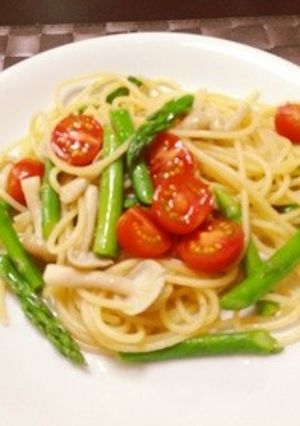 アスパラトマトシメジパスタ-レシピのメイン写真