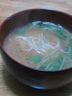 そうめんとかいわれの味噌汁-レシピのメイン写真