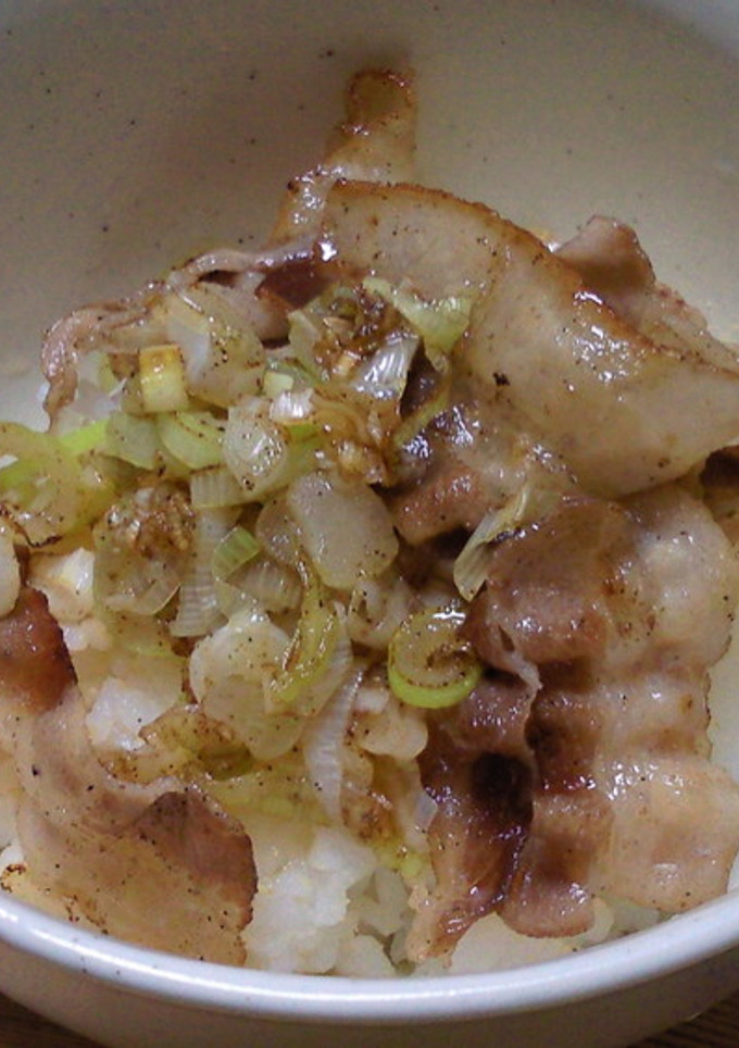 ちゃちゃっとネギ塩豚丼-レシピのメイン写真