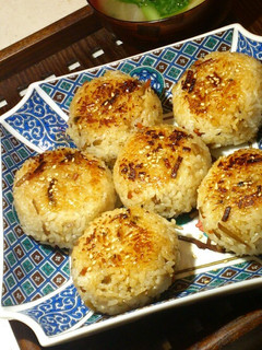☆きんぴらリメイク☆焼おにぎり-レシピのメイン写真